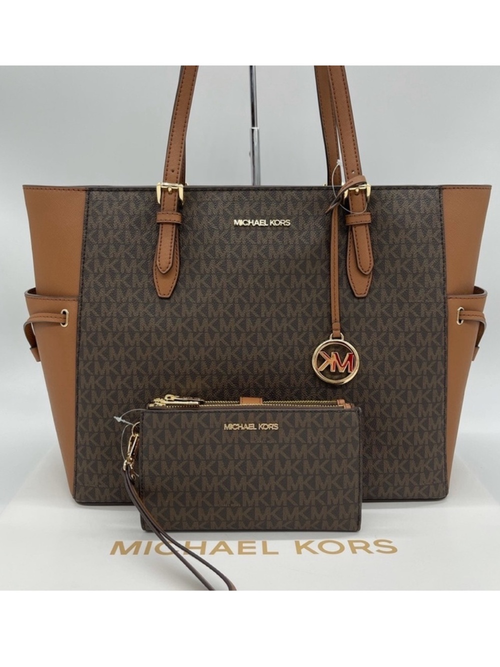 Michael Kors Large Gilly Travel Tote and Double Zip Wallet Wristlet Brown